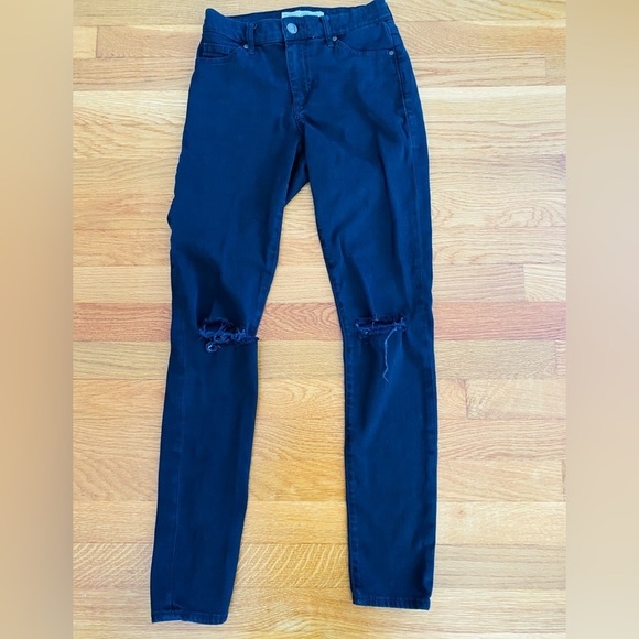 Top Shop Moto Leigh Two Pairs Jeans Black and Light Wash Ripped Jeans, 25 x 32 - Picture 3 of 13